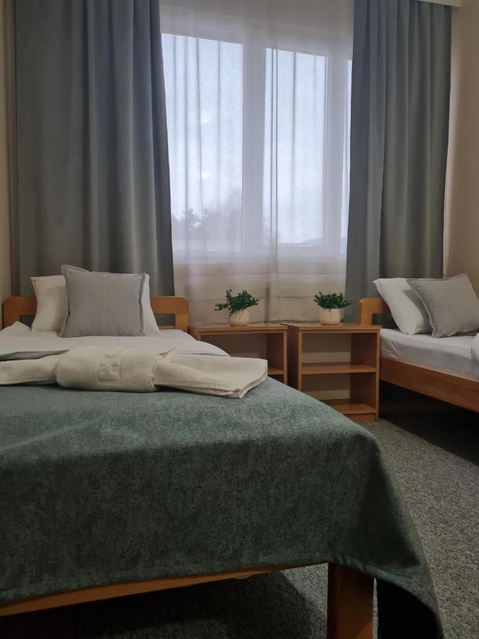 Garni Hotel Alma Πίροτ Εξωτερικό φωτογραφία