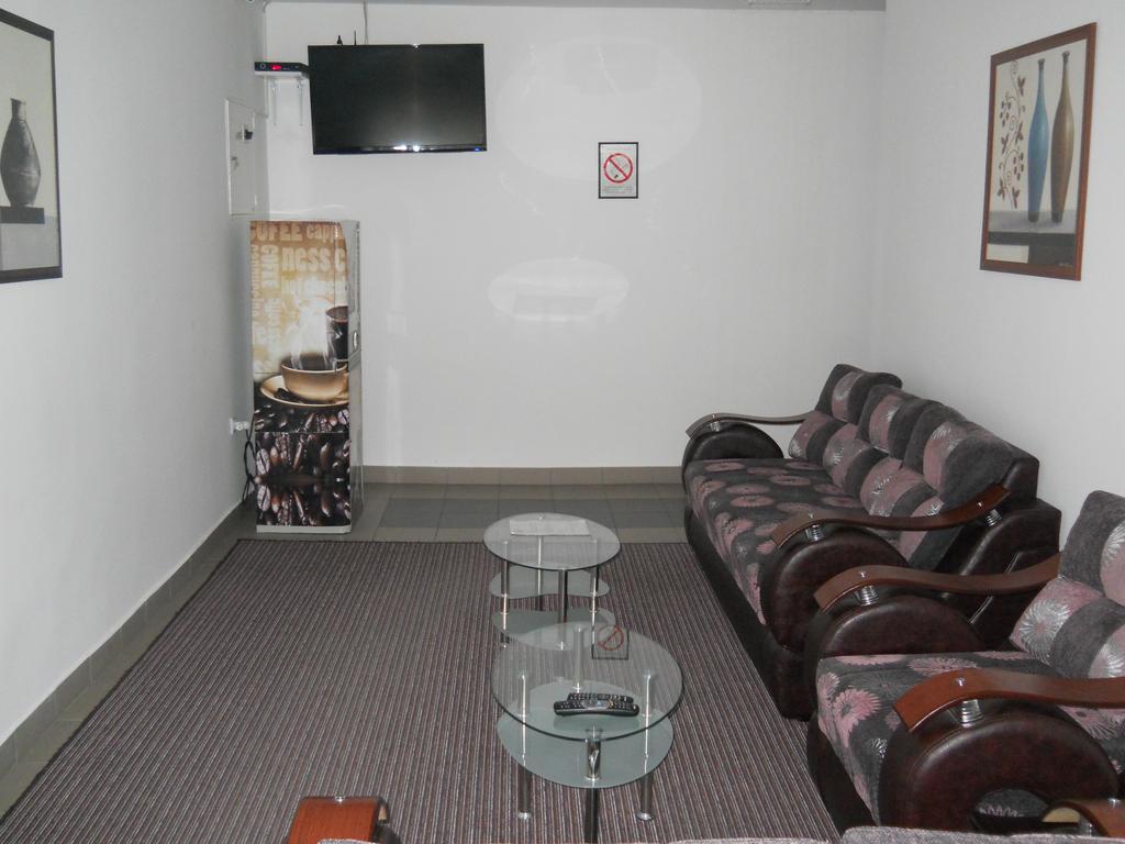 Garni Hotel Alma Πίροτ Εξωτερικό φωτογραφία