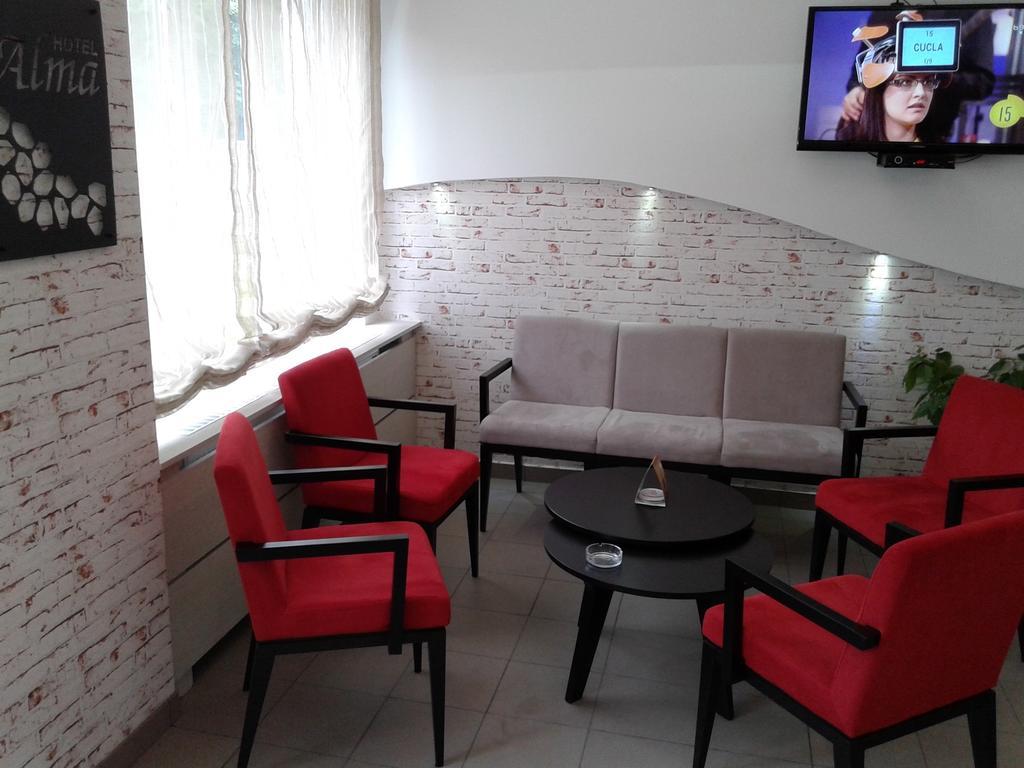 Garni Hotel Alma Πίροτ Εξωτερικό φωτογραφία
