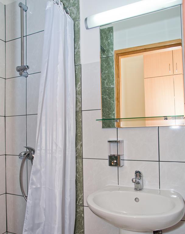Garni Hotel Alma Πίροτ Δωμάτιο φωτογραφία