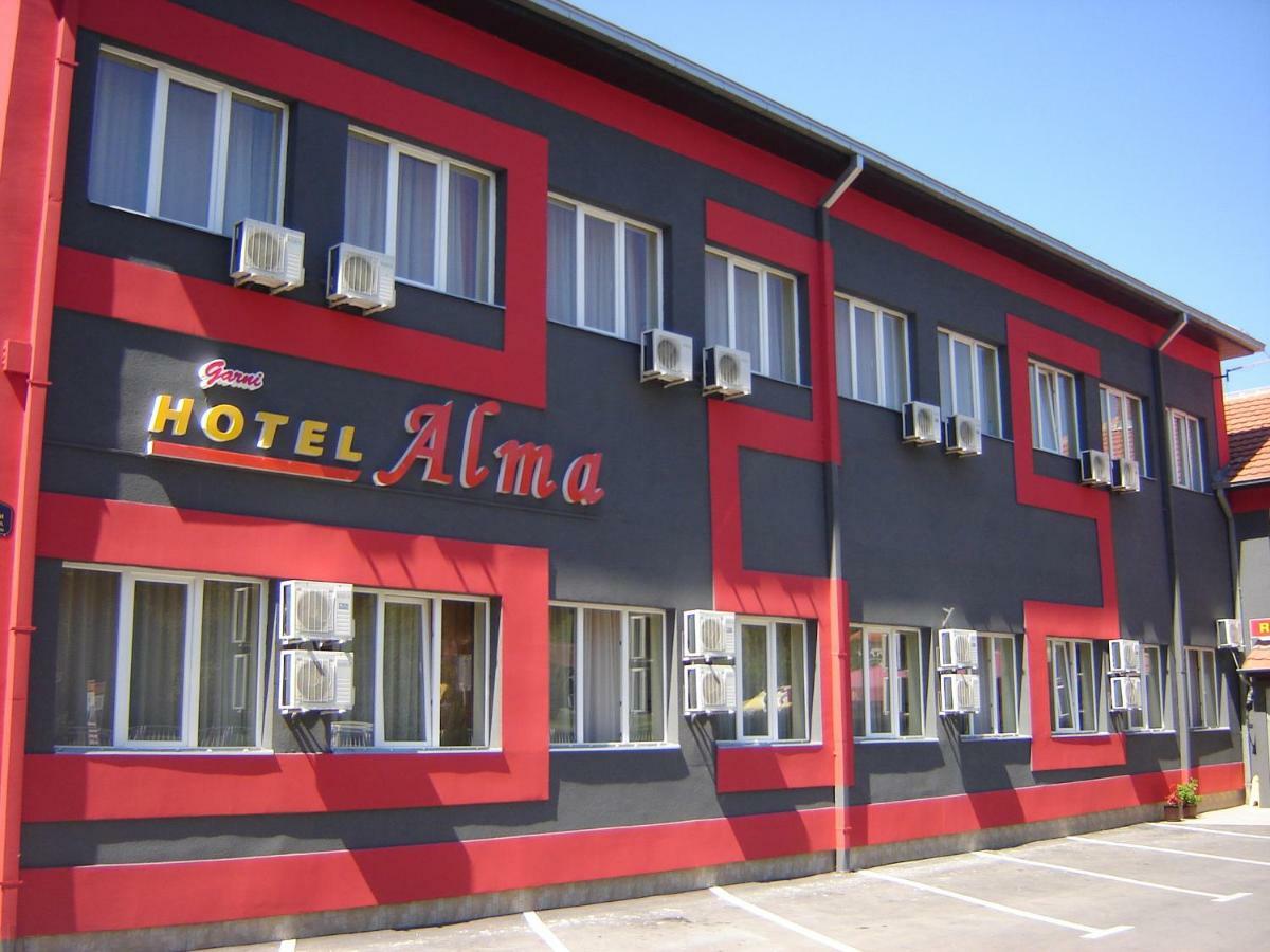 Garni Hotel Alma Πίροτ Εξωτερικό φωτογραφία